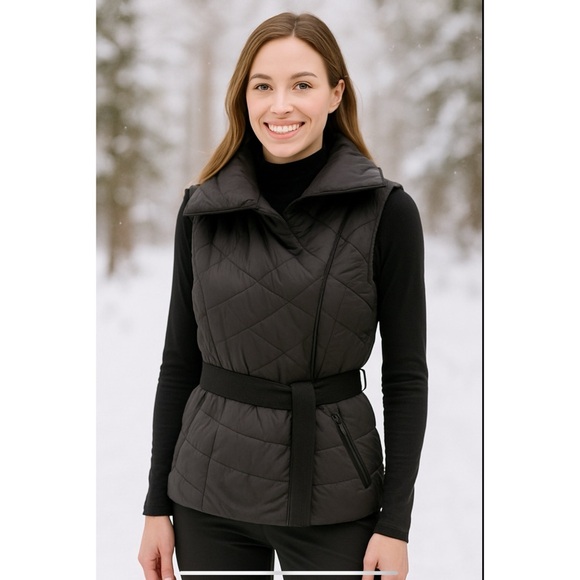 SONIA BOGNER QUILTED PUFFER VEST MOTO 2- WAY ZIP BELTED APRES SKI SPORTY LUXE 12 - Picture 1 of 13